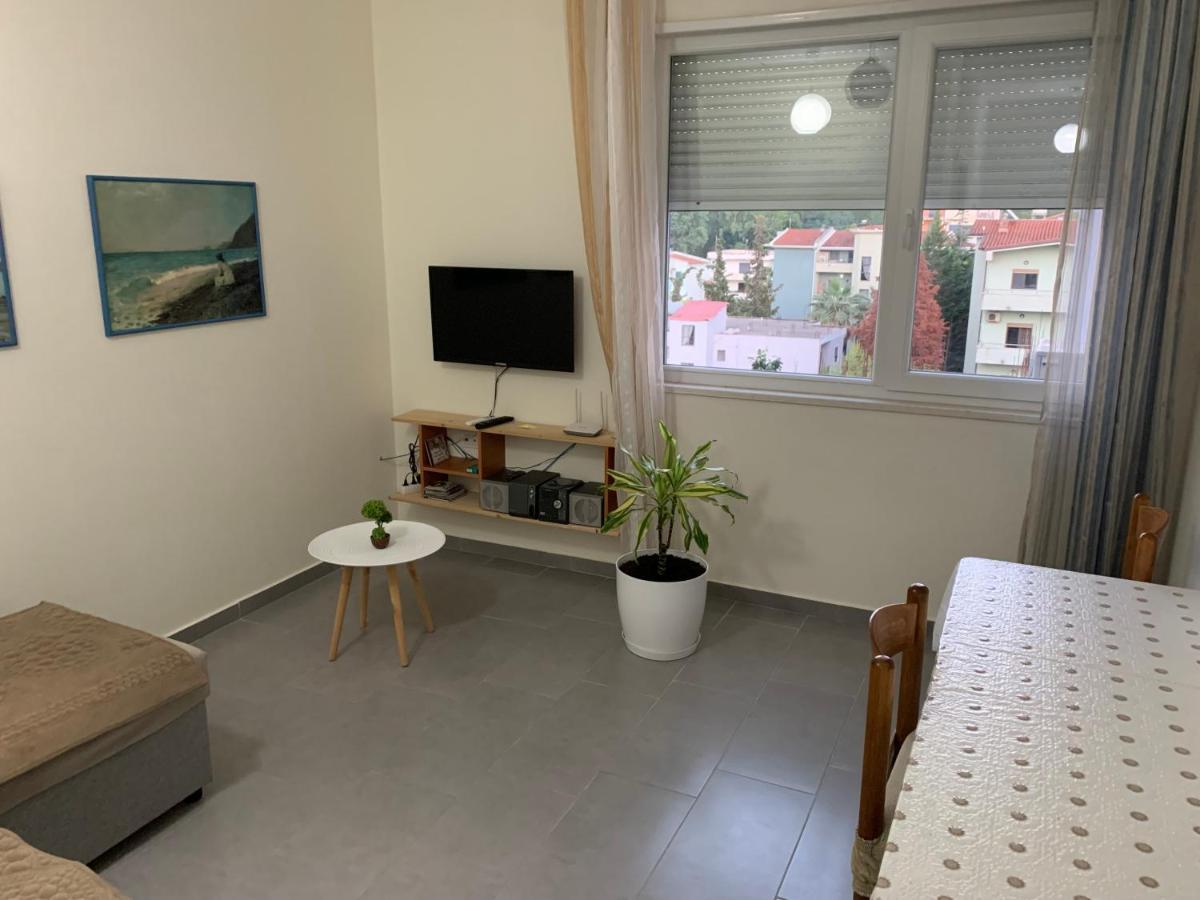 Apartament Klea In Strandnaehe Toplage Дуррес Екстер'єр фото